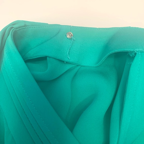 NWOT Diane Von Furstenberg Cahil Silk Blouse in Green - Picture 9 of 15
